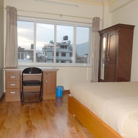Shine Homestay Famille Francophone - Shine Home And Apartment Kathmandu Exterior photo