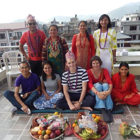 Shine Homestay Famille Francophone - Shine Home And Apartment Kathmandu Exterior photo