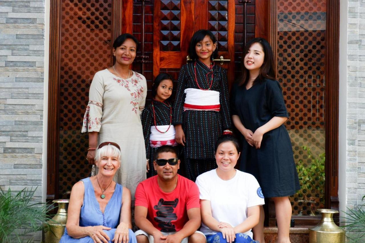 Shine Homestay Famille Francophone - Shine Home And Apartment Kathmandu Exterior photo