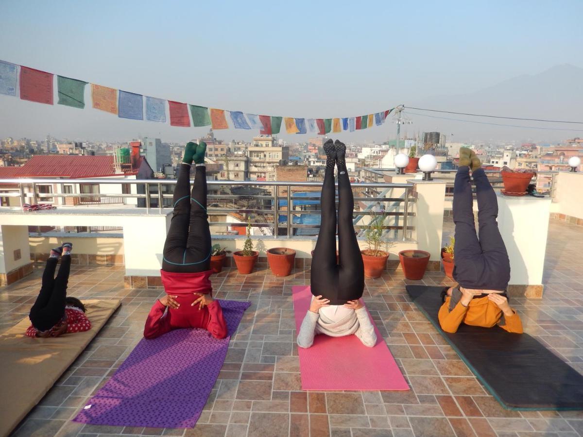 Shine Homestay Famille Francophone - Shine Home And Apartment Kathmandu Exterior photo