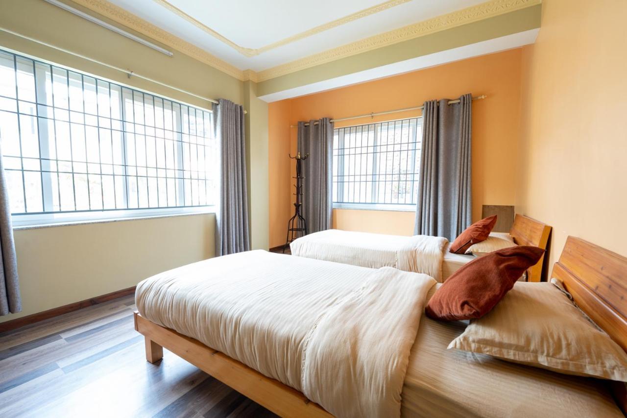 Shine Homestay Famille Francophone - Shine Home And Apartment Kathmandu Exterior photo