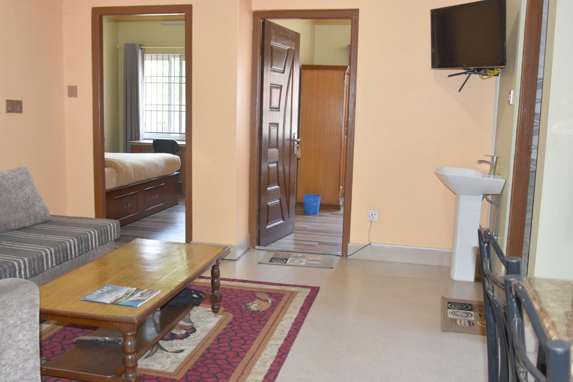 Shine Homestay Famille Francophone - Shine Home And Apartment Kathmandu Exterior photo