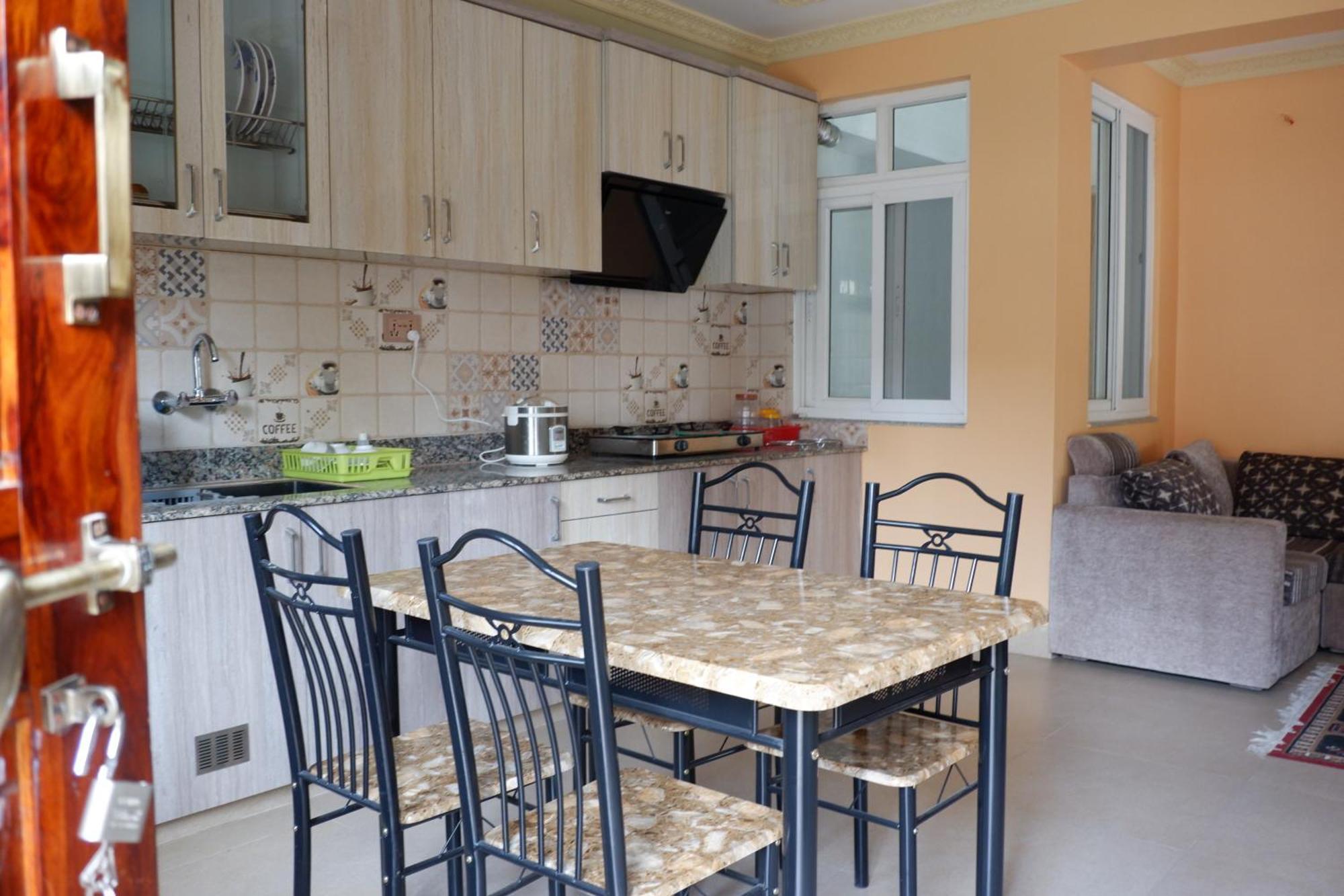 Shine Homestay Famille Francophone - Shine Home And Apartment Kathmandu Exterior photo
