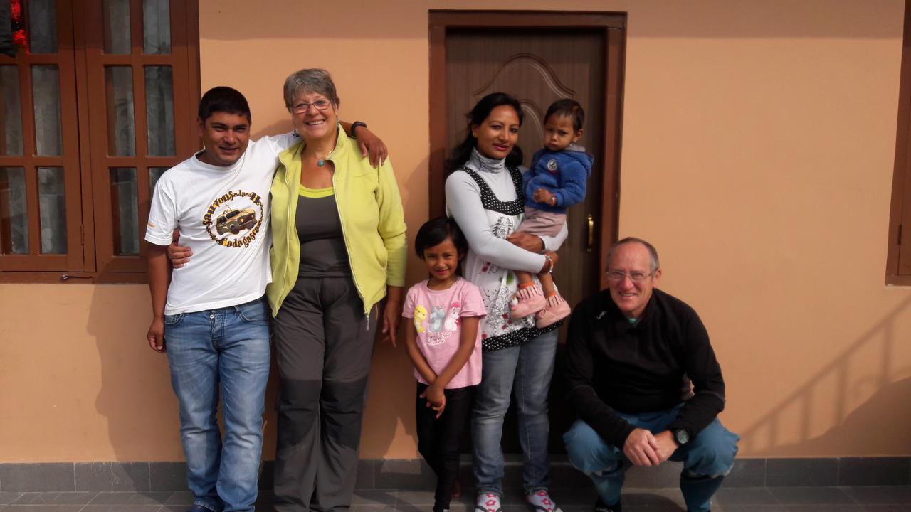 Shine Homestay Famille Francophone - Shine Home And Apartment Kathmandu Exterior photo