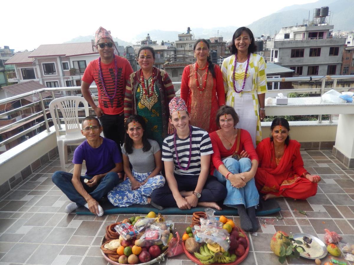 Shine Homestay Famille Francophone - Shine Home And Apartment Kathmandu Exterior photo